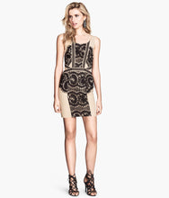 Load image into Gallery viewer, Lace dress