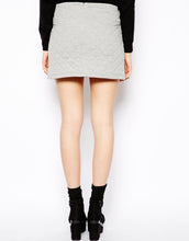 Load image into Gallery viewer, Quilted Mini Skirt With Zips